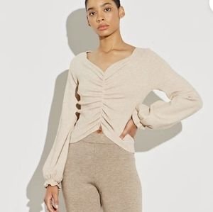 Grade & gather srunchy crop tan sweater size large